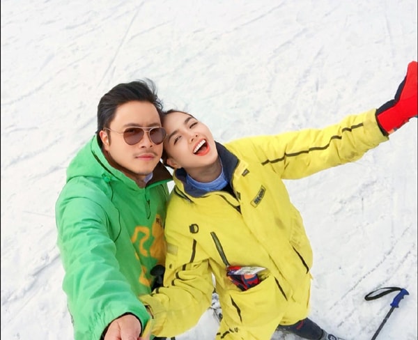 Hoa khôi Tây Đô sau 21 năm đăng quang viên mãn bên chồng đạo diễn- Ảnh 7. Hoa khôi Tây Đô sau 21 năm đăng quang viên mãn bên chồng đạo diễn- Ảnh 7.