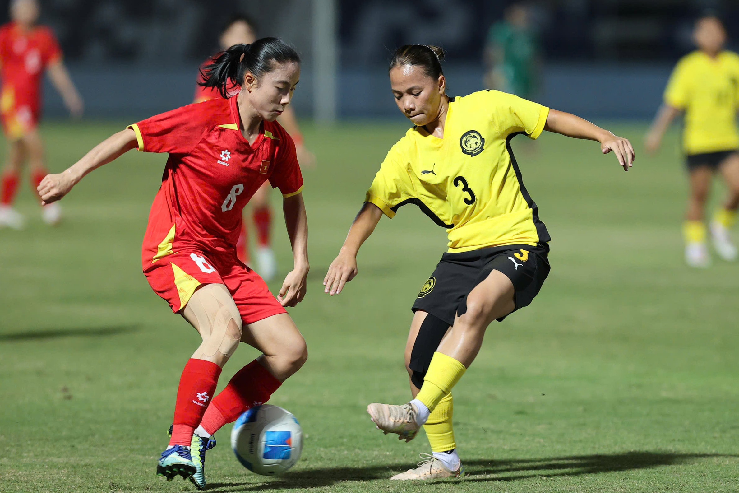 Đội tuyển nữ Việt Nam thắng Malaysia 7-0.