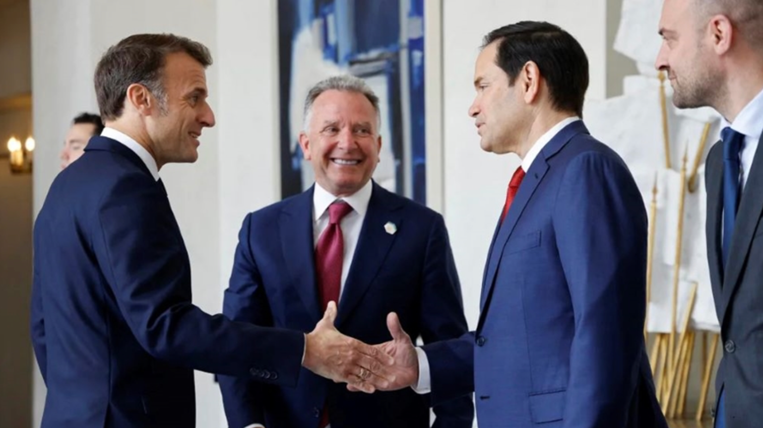 Tổng thống Pháp Emmanuel Macron, Ngoại trưởng Mỹ Marco Rubio và Đặc phái viên Steve Witkoff. (Ảnh: Getty)