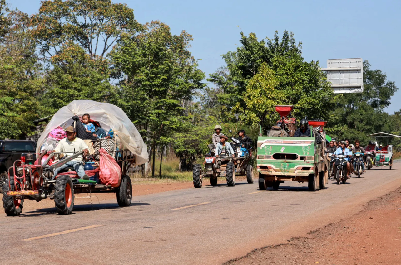 Theo cập nhật từ Thiếu tướng Winthai Suvaree, người phát ngôn Lục quân, giao tranh bùng phát lại trong rạng sáng thứ Hai (8/12) tại khu vực Chong An Ma, huyện Nam Yuen, tỉnh Ubon Ratchathani. Thái Lan cho rằng quân Campuchia nổ súng trước bằng vũ khí bộ binh và pháo binh lúc 5 giờ sáng và tiếp tục duy trì hỏa lực, phía Thái Lan sau đó đáp trả. (Ảnh: Getty)