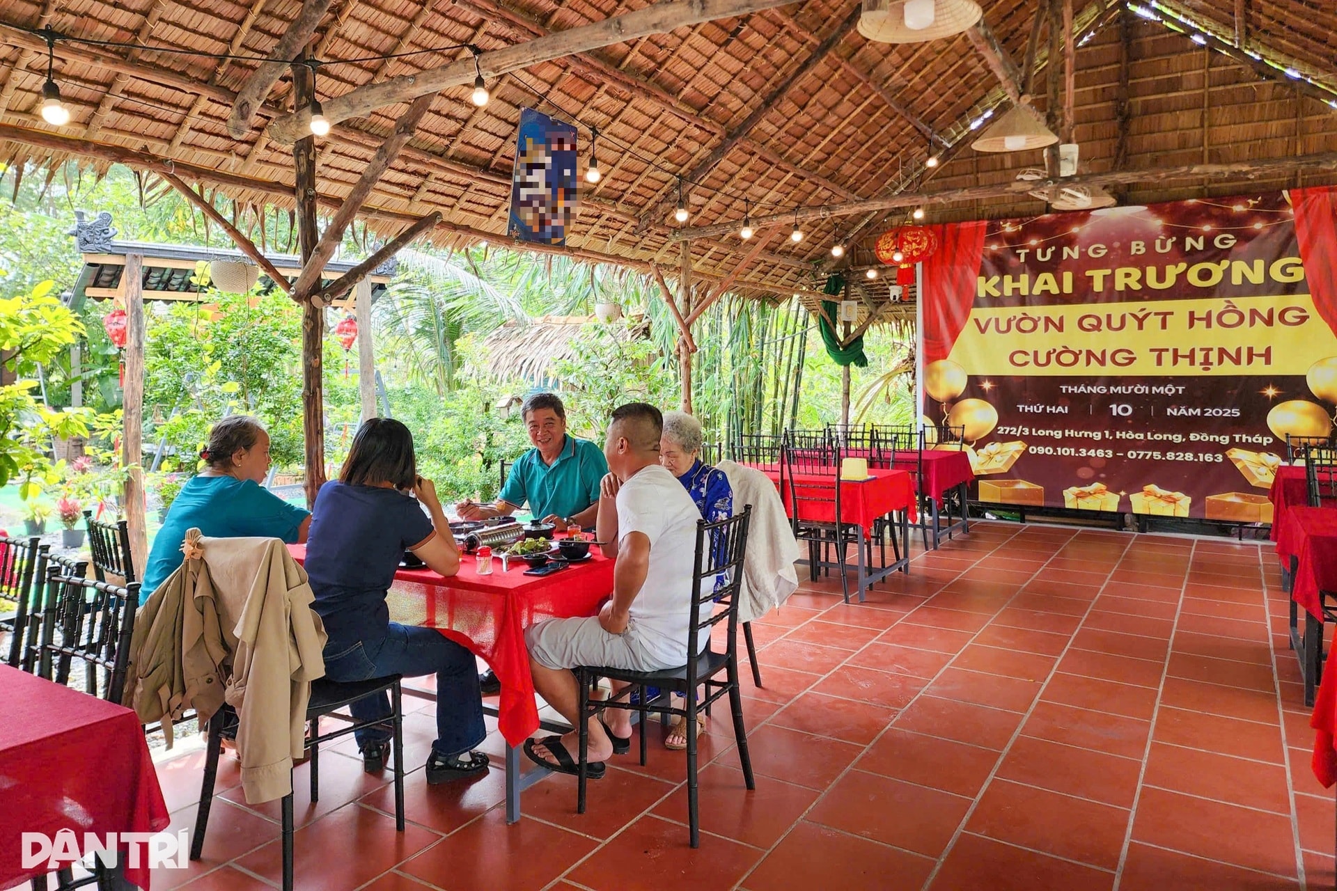 Lão nông chi hơn nửa tỷ đồng đầu tư vườn để khách ngắm quả đặc sản Tết - 10 Lão nông chi hơn nửa tỷ đồng đầu tư vườn để khách ngắm quả đặc sản Tết - 10
