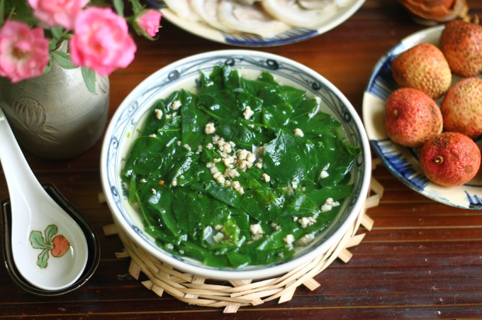 Canh rau ngót. Ảnh: Bùi Thủy