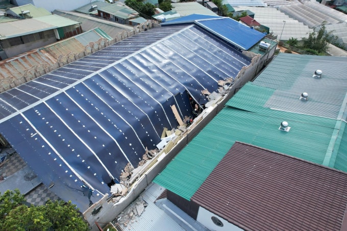 Hiện trường sập tường khiến một người tử vong. Ảnh: Lê Tiến