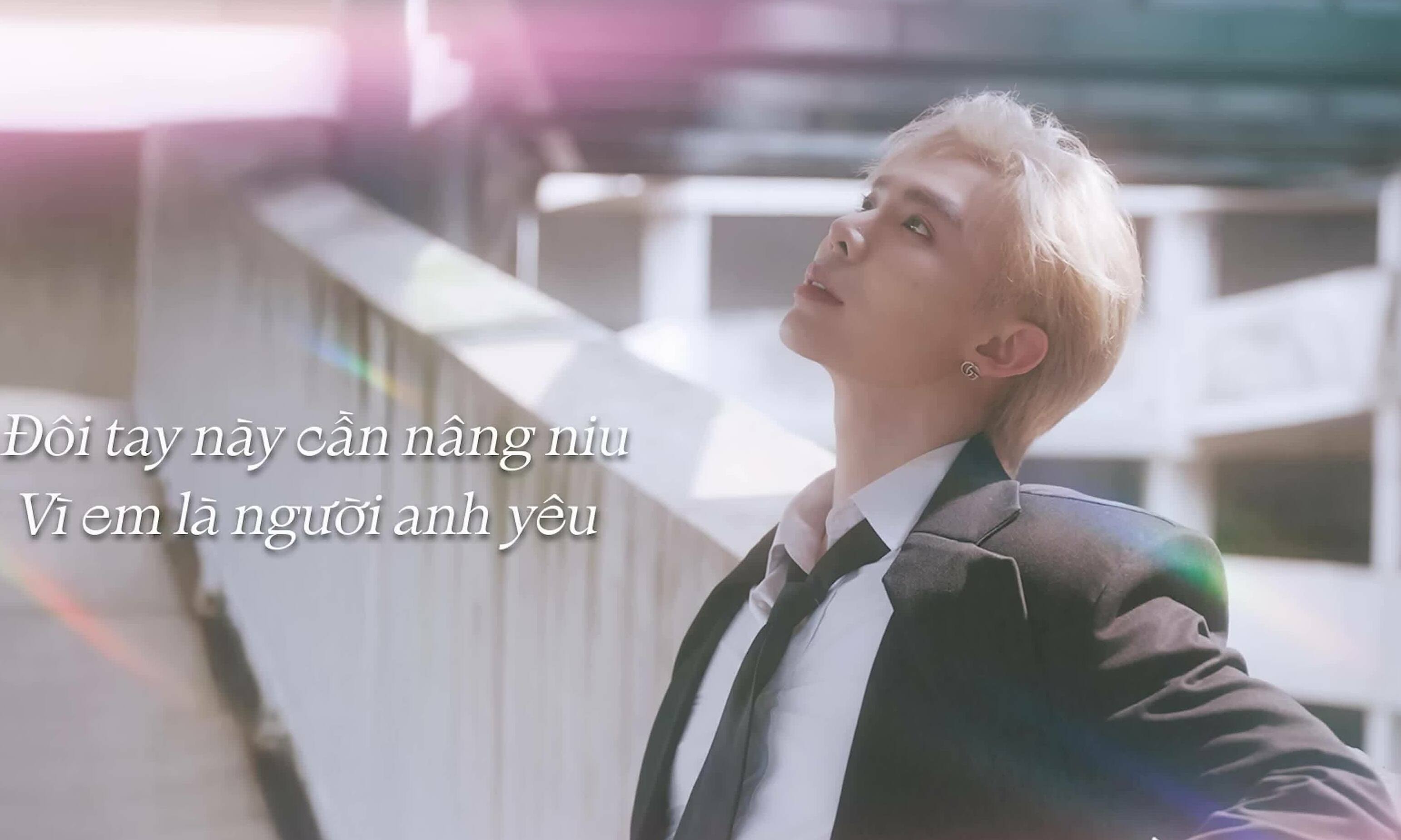 Bài hát 'Dù cho tận thế' của Erik