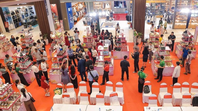 AEON mở rộng kết nối và hỗ trợ thúc đẩy tiêu thụ hàng Việt- Ảnh 2. AEON mở rộng kết nối và hỗ trợ thúc đẩy tiêu thụ hàng Việt- Ảnh 2.