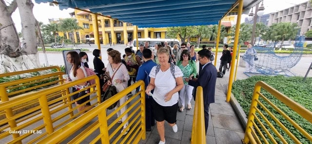 Thông tin cần cung cấp khi mua vé Vịnh Hạ Long từ ngày 10 - 12 - Ảnh 1. Thông tin cần cung cấp khi mua vé Vịnh Hạ Long từ ngày 10 - 12 - Ảnh 1.