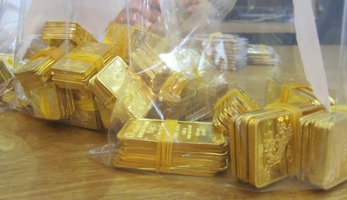 Giá vàng hôm nay 8 - 12: Tăng mạnh , vượt mốc 4 . 200 USD / ounce trên thị trường quốc tế - Ảnh 2. Giá vàng hôm nay 8 - 12: Tăng mạnh , vượt mốc 4 . 200 USD / ounce trên thị trường quốc tế - Ảnh 2.