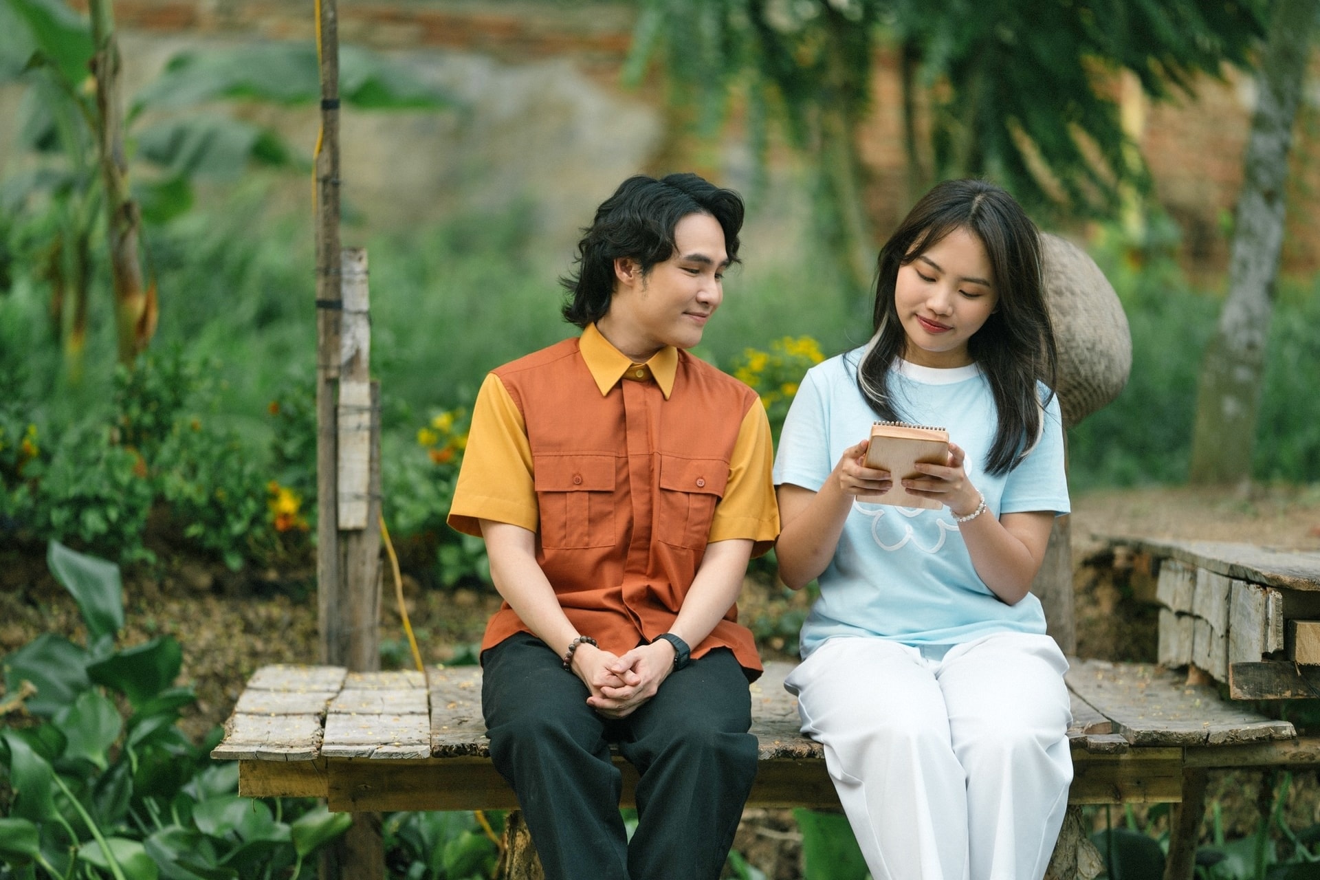 Mưa đỏ ảnh 5 Mua do anh 5