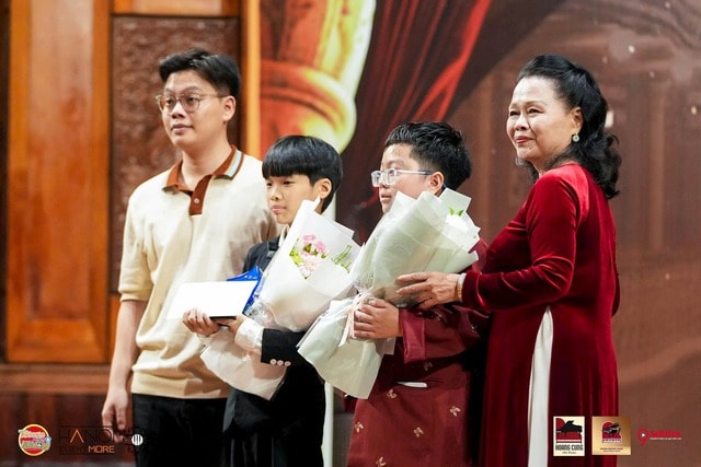 Lộ diện những tài năng trẻ tại Liên hoan Âm nhạc Quốc gia Việt Nam 2025- Ảnh 3. Lộ diện những tài năng trẻ tại Liên hoan Âm nhạc Quốc gia Việt Nam 2025- Ảnh 3.