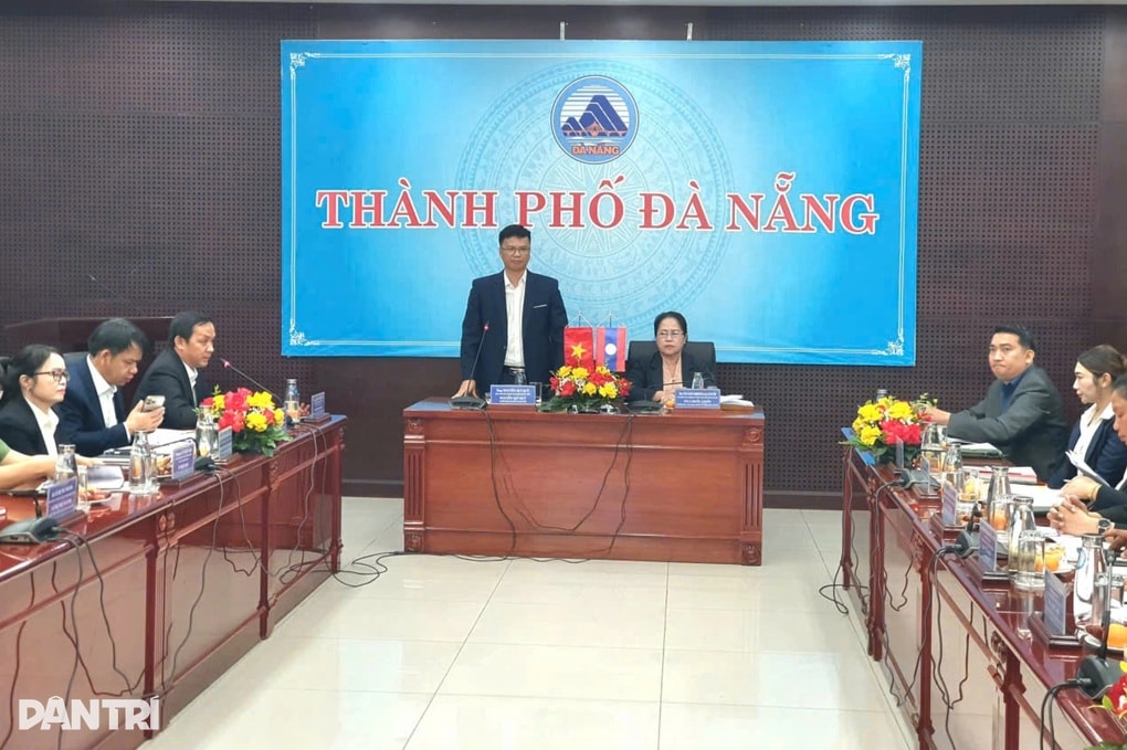 Hợp tác lao động, việc làm giữa 2 tỉnh biên giới Việt - Lào - 1 Hợp tác lao động, việc làm giữa 2 tỉnh biên giới Việt - Lào - 1