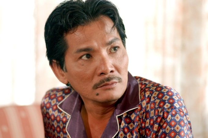 Thương Tín ở độ tuổi trung niên. Ảnh: Đoàn phim cung cấp