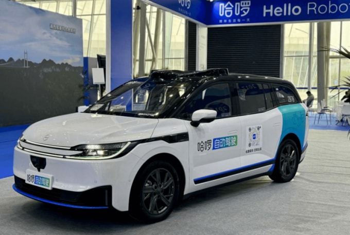 Robotaxi Apollo RT6 của Hello. Ảnh: Hello