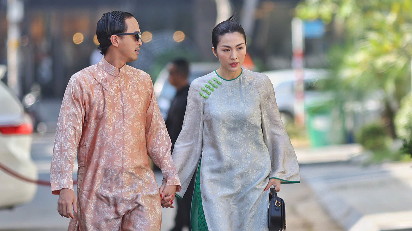 Vợ chồng Tăng Thanh Hà dự lễ gia tiên