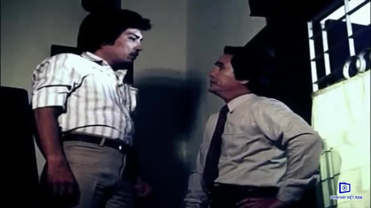 Thương Tín vào vai Sáu Tâm trong phim