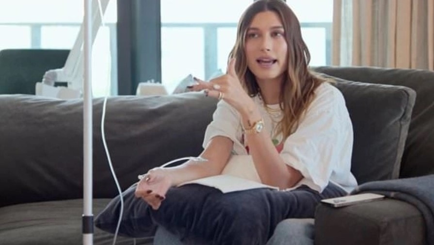 Hailey Bieber là một trong những tín đồ của liệu pháp truyên NAD+.