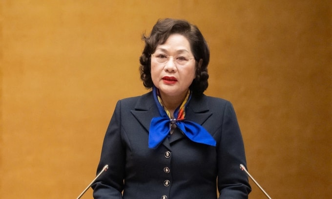 Thống đốc Ngân hàng Nhà nước Nguyễn Thị Hồng giải trình tiếp thu sáng 10/12. Ảnh: Media Quốc hội