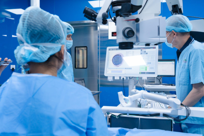 Hệ thống Femto LDV Z8 ứng dụng tại Bệnh viện Đa khoa Hồng Ngọc. Ảnh: Bệnh viện Đa khoa Hồng Ngọc