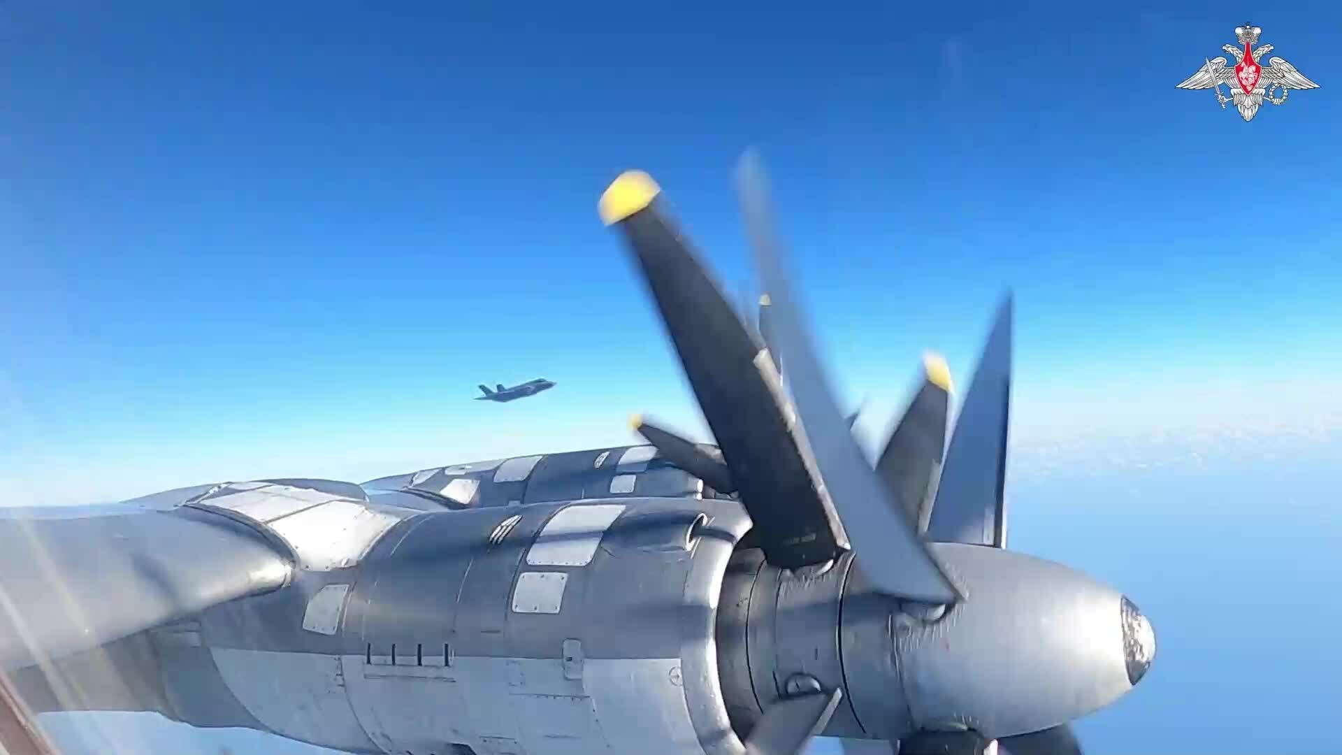 Biên đội máy bay Nga - Trung buộc Nhật, Hàn điều tiêm kích khẩn cấp