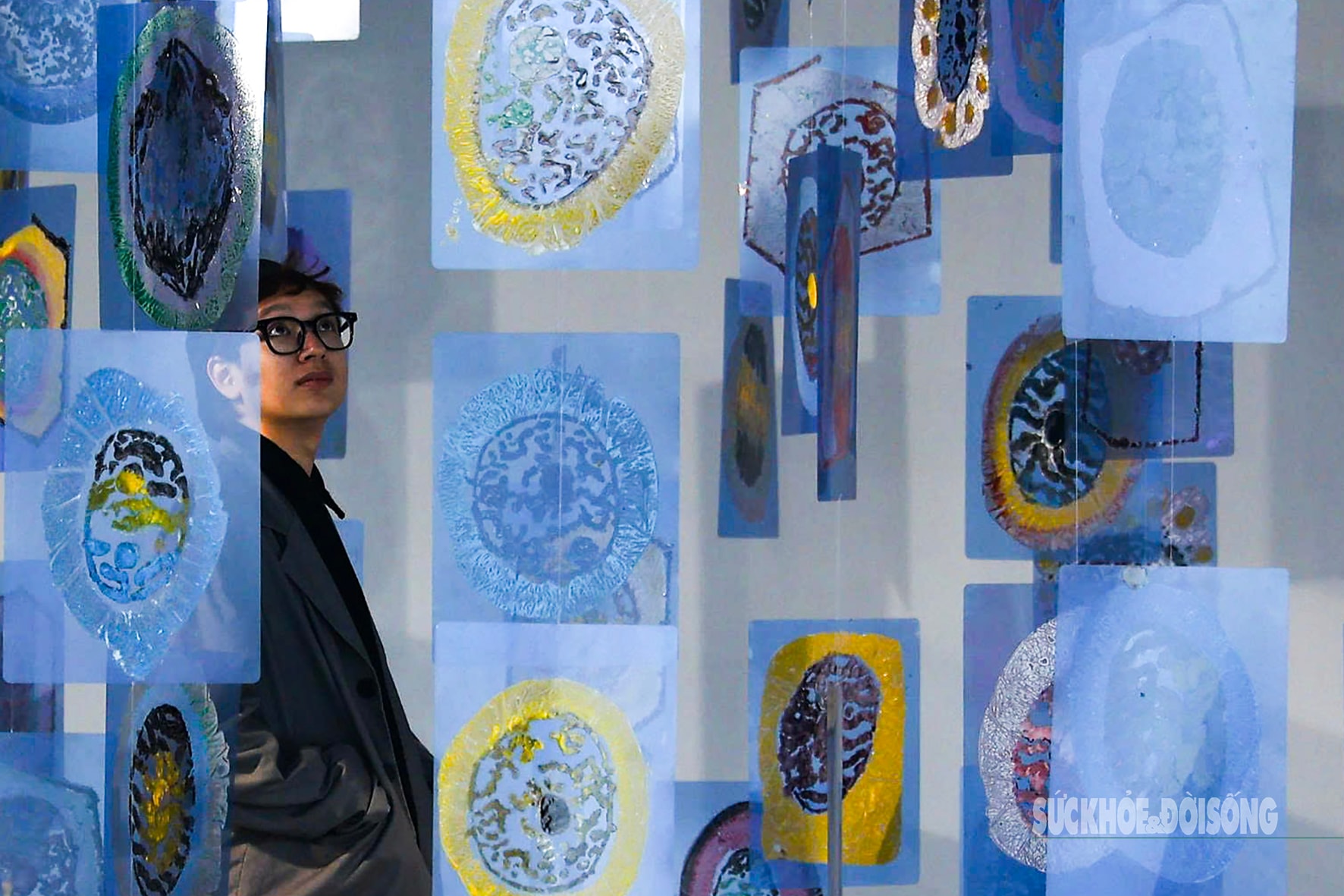 Cuộc tái sinh của vật liệu cũ- Ảnh 1.