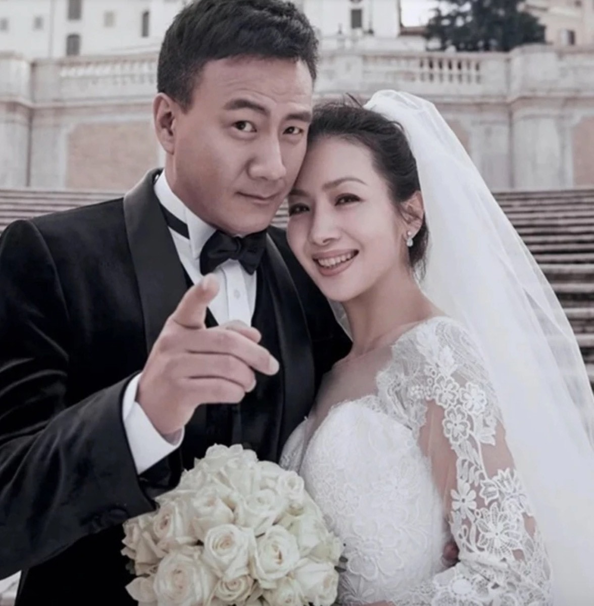 Hồ Quân có cuộc hôn nhân viên mãn bên bà xã Lư Phương.