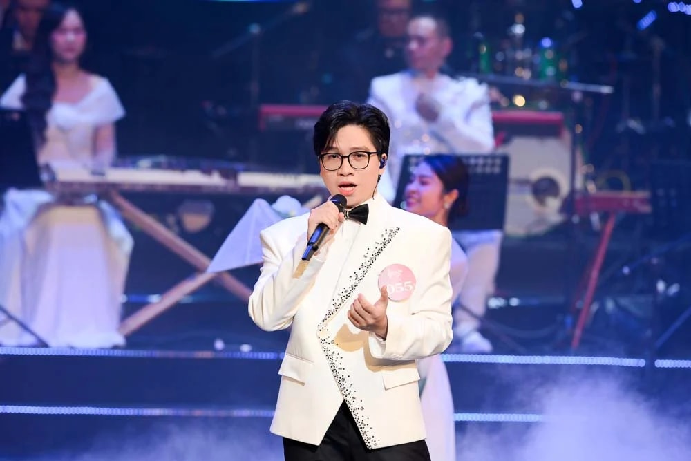 Vũ Tấn Đạt - con trai ca sĩ Trọng Tấn giành giải Nhì.