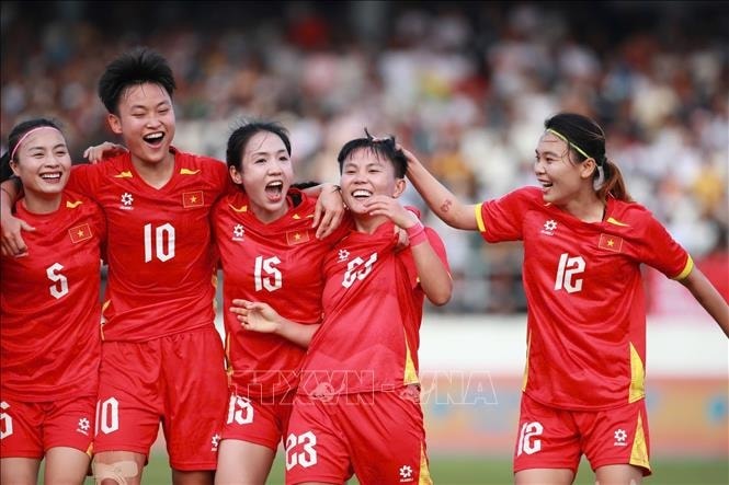 Hạ gục U22 Malaysia, U22 Việt Nam tiến vào bán kết SEA Games 33- Ảnh 2. Hạ gục U22 Malaysia, U22 Việt Nam tiến vào bán kết SEA Games 33- Ảnh 2.