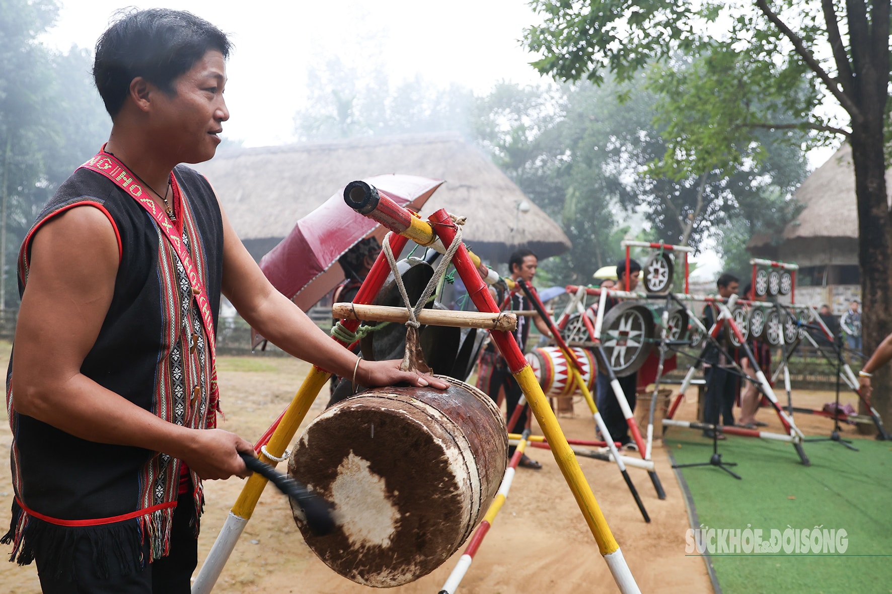 Sức mạnh nam nhi trong nghi lễ kết nghĩa của người Cơ Tu- Ảnh 5. Sức mạnh nam nhi trong nghi lễ kết nghĩa của người Cơ Tu- Ảnh 5.