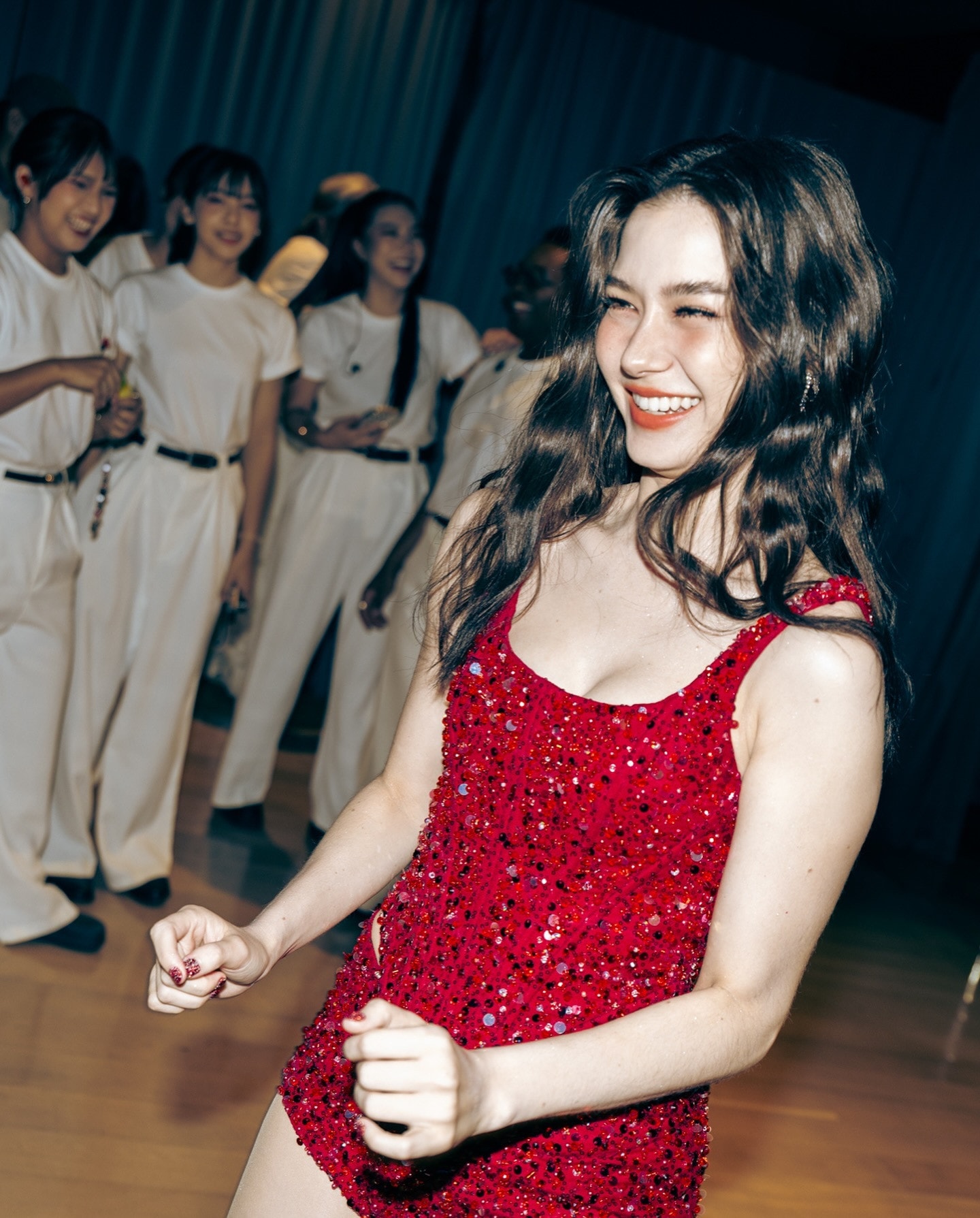 Dù sự nghiệp có phần ảnh hưởng sau sự cố đáng tiếc tại SEA Games 33, nhưng người hâm mộ vẫn liên tục động viên mong Violette Wautie sớm vượt qua để tiếp tục hoạt động nghệ thuật.