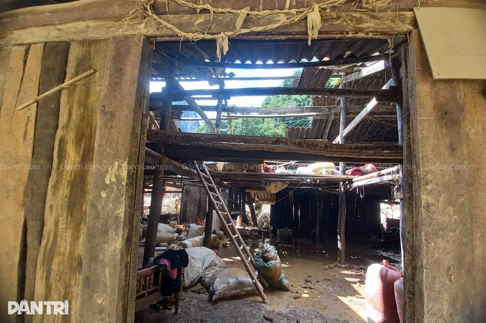 Bảy hộ dân ở Cao Bằng sập nhà do bão lũ mong giúp đỡ để làm lại từ đầu - 6 Bảy hộ dân ở Cao Bằng sập nhà do bão lũ mong giúp đỡ để làm lại từ đầu - 6