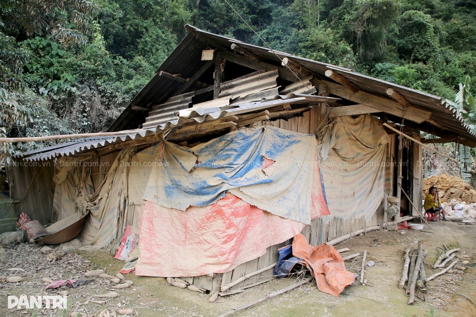Bảy hộ dân ở Cao Bằng sập nhà do bão lũ mong giúp đỡ để làm lại từ đầu - 3 Bảy hộ dân ở Cao Bằng sập nhà do bão lũ mong giúp đỡ để làm lại từ đầu - 3