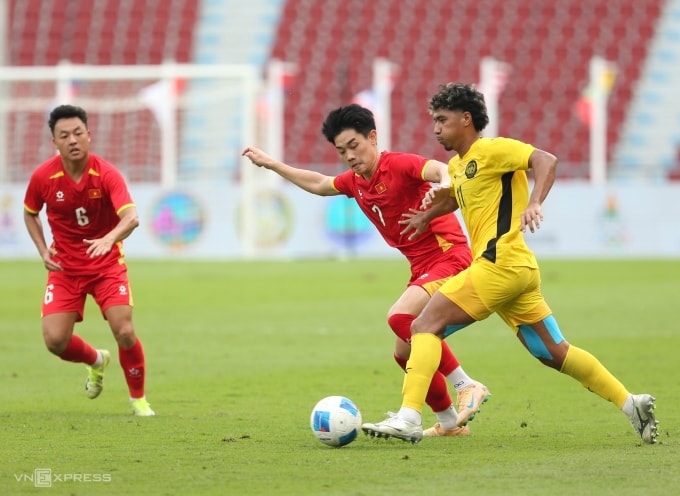 Việt Nam thắng Malaysia 2-0 ở lượt cuối bảng B bóng đá nam SEA Games 33, trên sân Rajamangala ở Bangkok, Thái Lan ngày 11/12/2025. Ảnh: Hiếu Lương