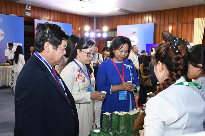 Tây Ninh tổ chức diễn đàn kết nối trí tuệ toàn cầu và phát triển kinh tế bền vững - Ảnh 3.