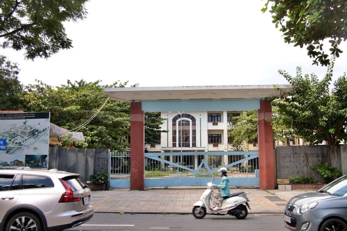 Đà Nẵng cần siết quản lý 256 trụ sở dôi dư sau sáp nhập để tránh thất thoát - Ảnh 1. Đà Nẵng cần siết quản lý 256 trụ sở dôi dư sau sáp nhập để tránh thất thoát - Ảnh 1.