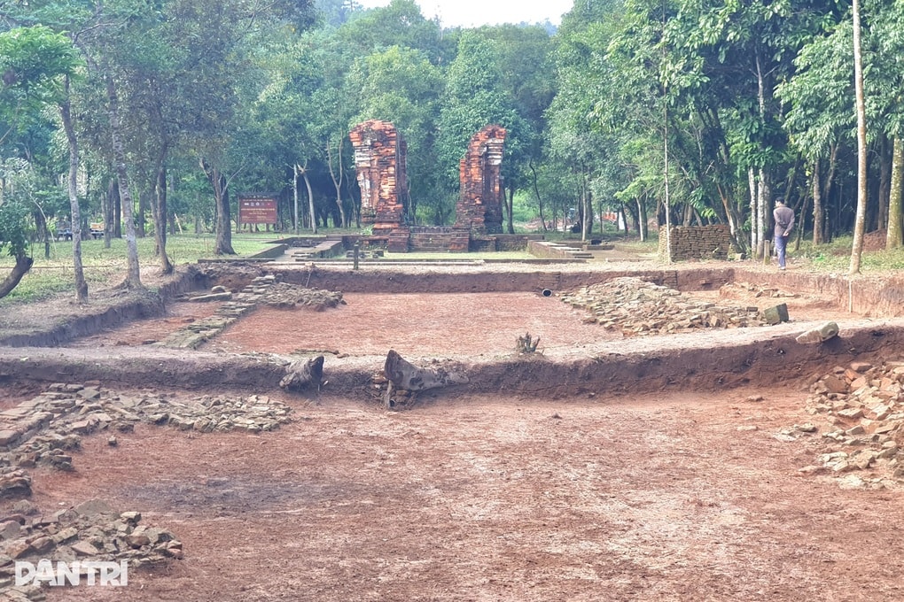 Xuất lộ công trình kiến trúc chưa từng được biết đến ở Mỹ Sơn - 1