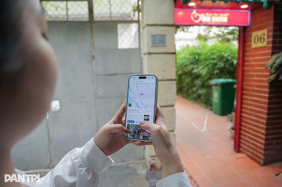 Hà Nội: Bát bún hơn 100.000 đồng, khách ăn trong biệt thự hàng chục tỷ đồng - 5 Hà Nội: Bát bún hơn 100.000 đồng, khách ăn trong biệt thự hàng chục tỷ đồng - 5