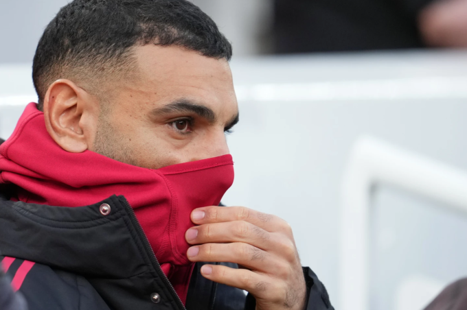 Mohamed Salah dự bị rồi vào sân từ phút 26 trận Liverpool thắng Brighton 2-0 trên sân Anfield, thành phố Liverpool, Vương quốc Anh ngày 13/12/2025. Ảnh: AP