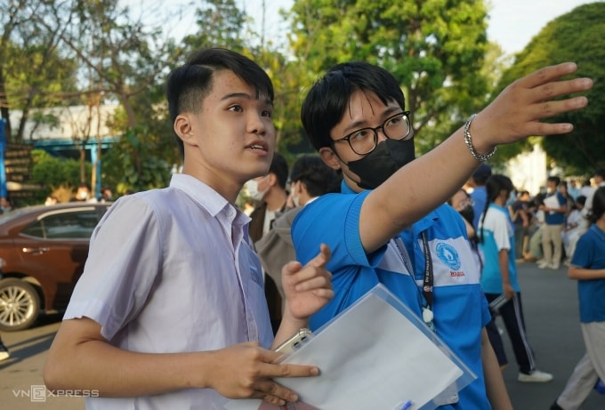 Thí sinh dự thi đánh giá năng lực năm 2025 tại trường Đại học Sư phạm Kỹ thuật TP HCM, ngày 31/3. Ảnh: Lệ Nguyễn