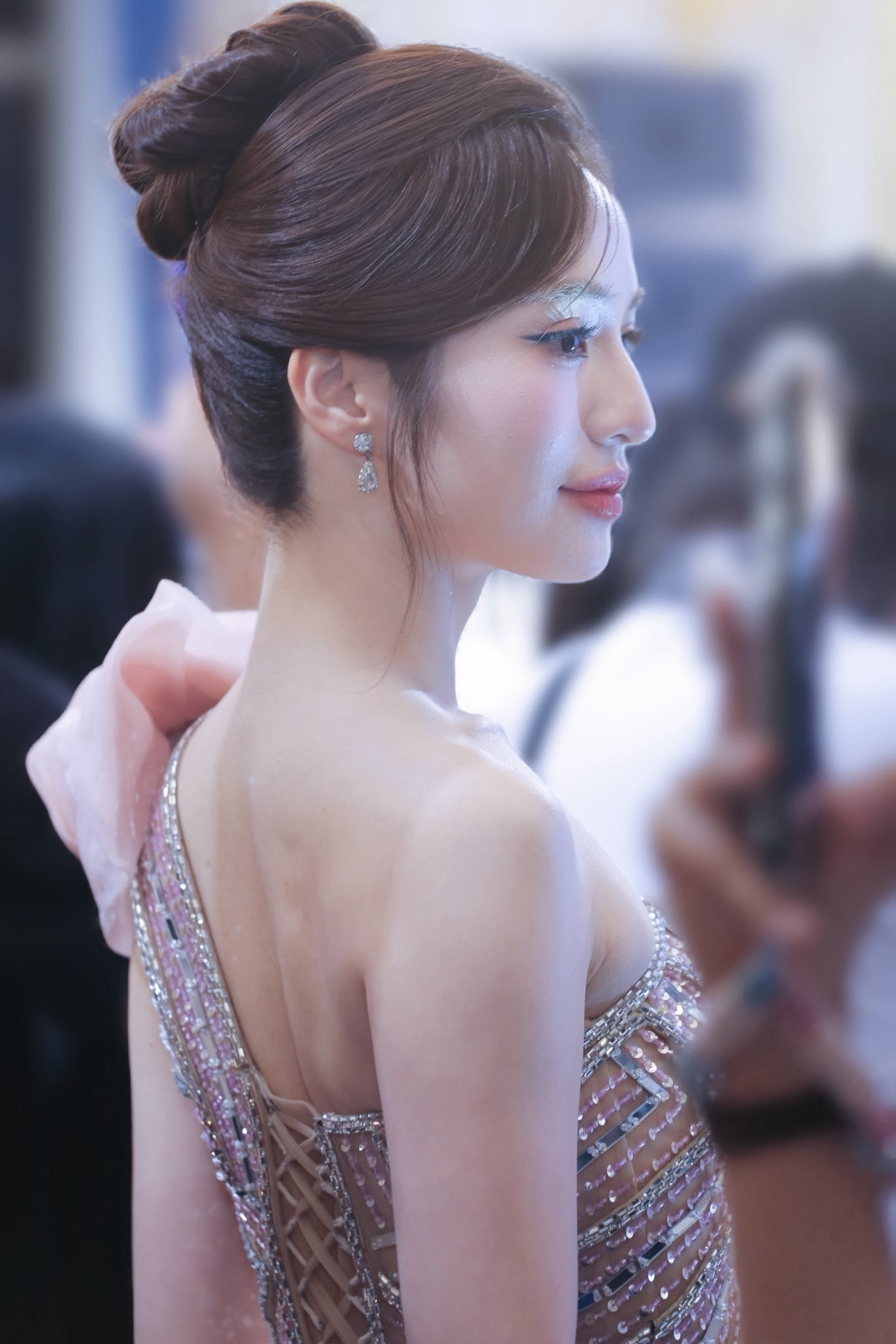 Nữ giảng viên đại học quê Thanh Hóa gây chú ý tại Miss World Vietnam 2025- Ảnh 1.