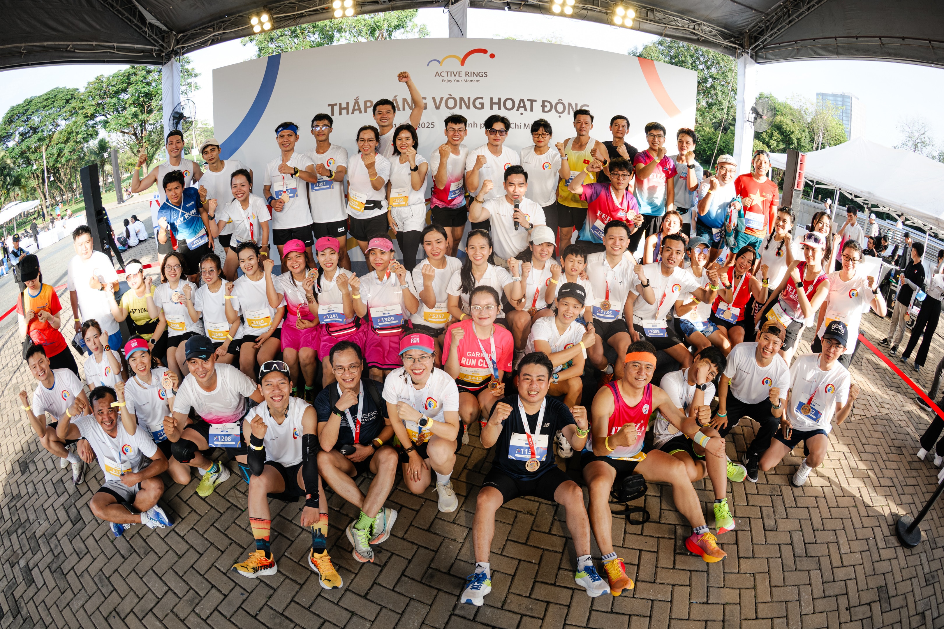 Gần 1.000 người tham gia giải chạy do Huawei tổ chức tại TP.HCM - 5