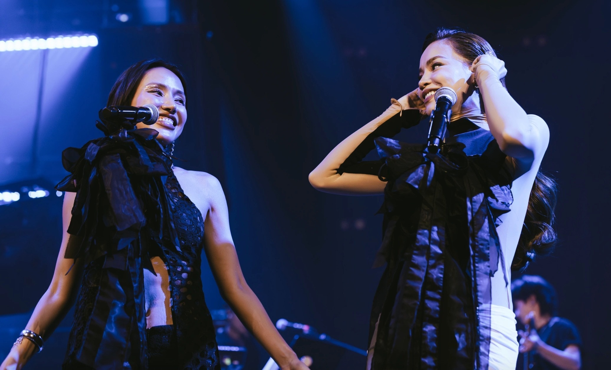 Hồ Ngọc Hà giữ mối quan hệ thân thiết với học trò sau 13 năm.