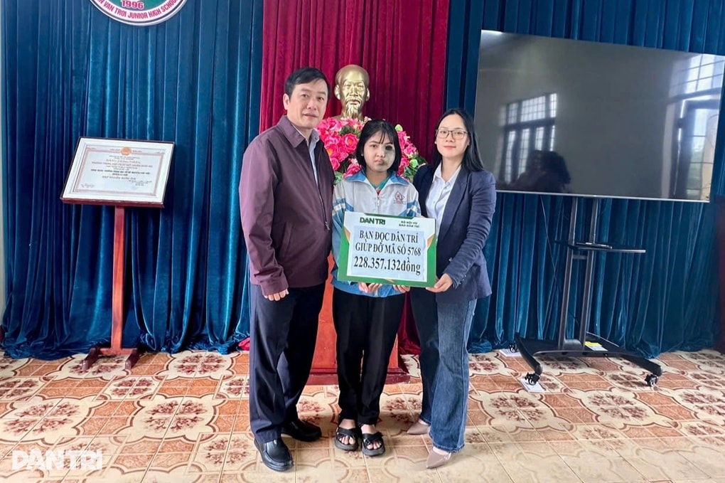 Nhận hơn 200 triệu đồng, người thân hoàn cảnh ngỡ... bị nhầm - 1