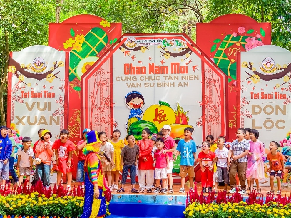 Đón Tết Dương lịch tại Suối Tiên, cơ hội nhận lộc vàng và Iphone 17 Pro - 2 Đón Tết Dương lịch tại Suối Tiên, cơ hội nhận lộc vàng và Iphone 17 Pro - 2