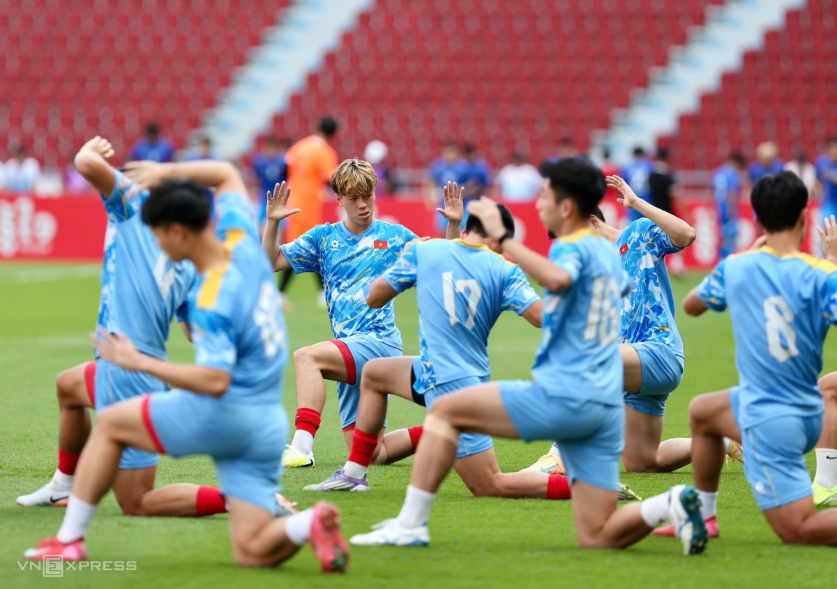 viet-nam-jfif-1765785247-6597-1765785359