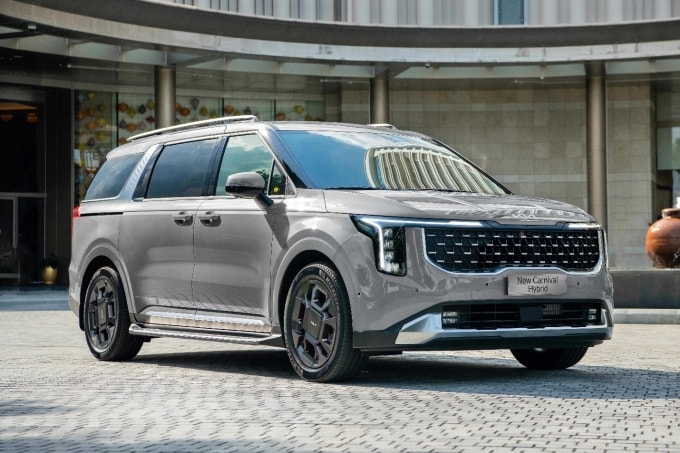Kia Carnival Hybrid Premium phiên bản mới tại Việt Nam. Ảnh: Thaco Auto