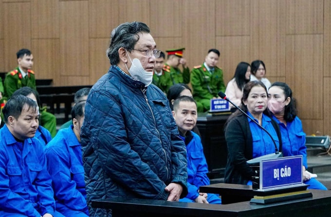 Ông Phạm Tấn Hoàng, cựu Phó Chánh án TAND Cấp cao tại Đà Nẵng tại tòa. Ảnh: Danh Lam