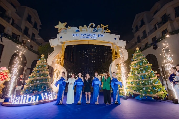 Lễ cắt băng khai trương Malibu Walk tại Ocean Park 1. Ảnh: Masterise Homes