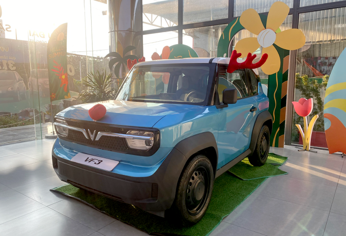 VinFast VF 3 tại một đại lý ở Hà Nội. Ảnh: Tuấn Vũ