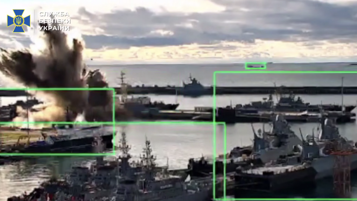 Ukraine tuyên bố đánh trúng tàu ngầm Nga bằng UAV dưới nước. (Ảnh: Security Service of Ukraine)