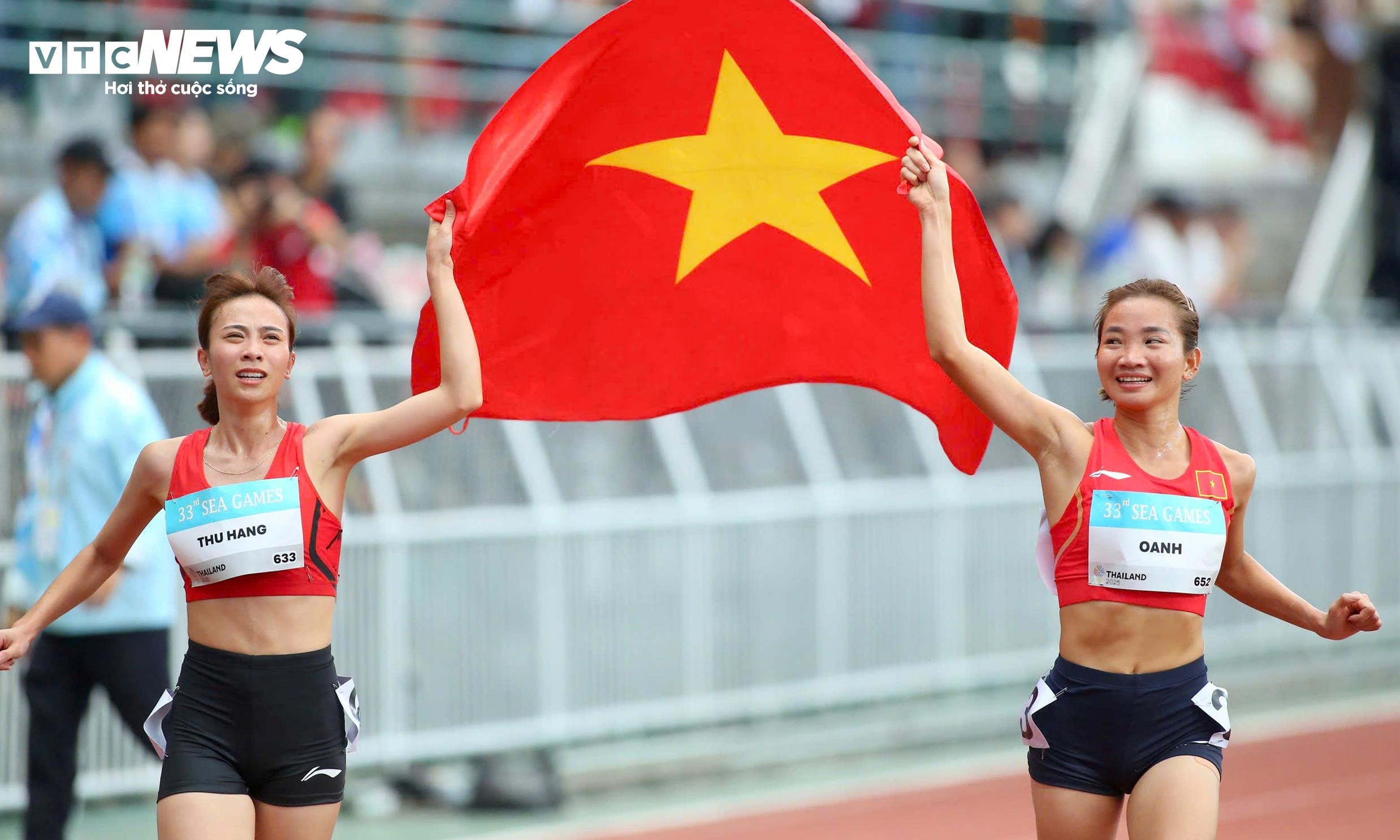 Nguyễn Thị Oanh và Đoàn Thu Hằng