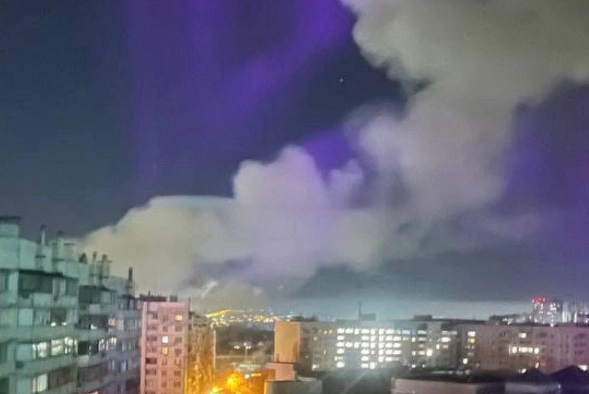 Cuộc tấn công bằng máy bay không người lái đã gây hư hại nhà máy nhiệt điện Luch ở tỉnh Belgorod của Nga (Ảnh: Telegram/ Exilenova+)